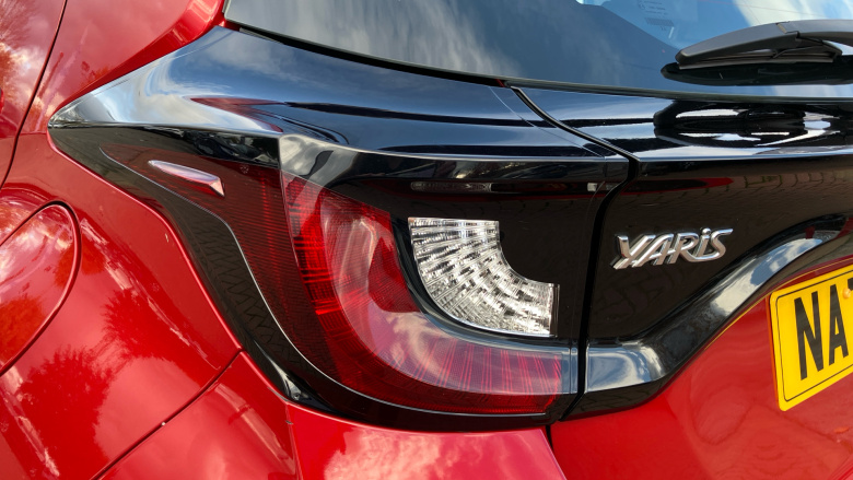 Toyota Yaris 1.5 Hybrid Icon 5dr CVT Hybrid Hatchback